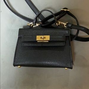 Black cross over purse